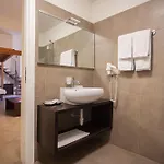 Roma 6.3 E I Banchieri Apartment *